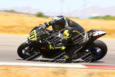 media/Apr-30-2023-CRA (Sun) [[020fcf5d43]]/Race 3-1000 Amateur Supersport/